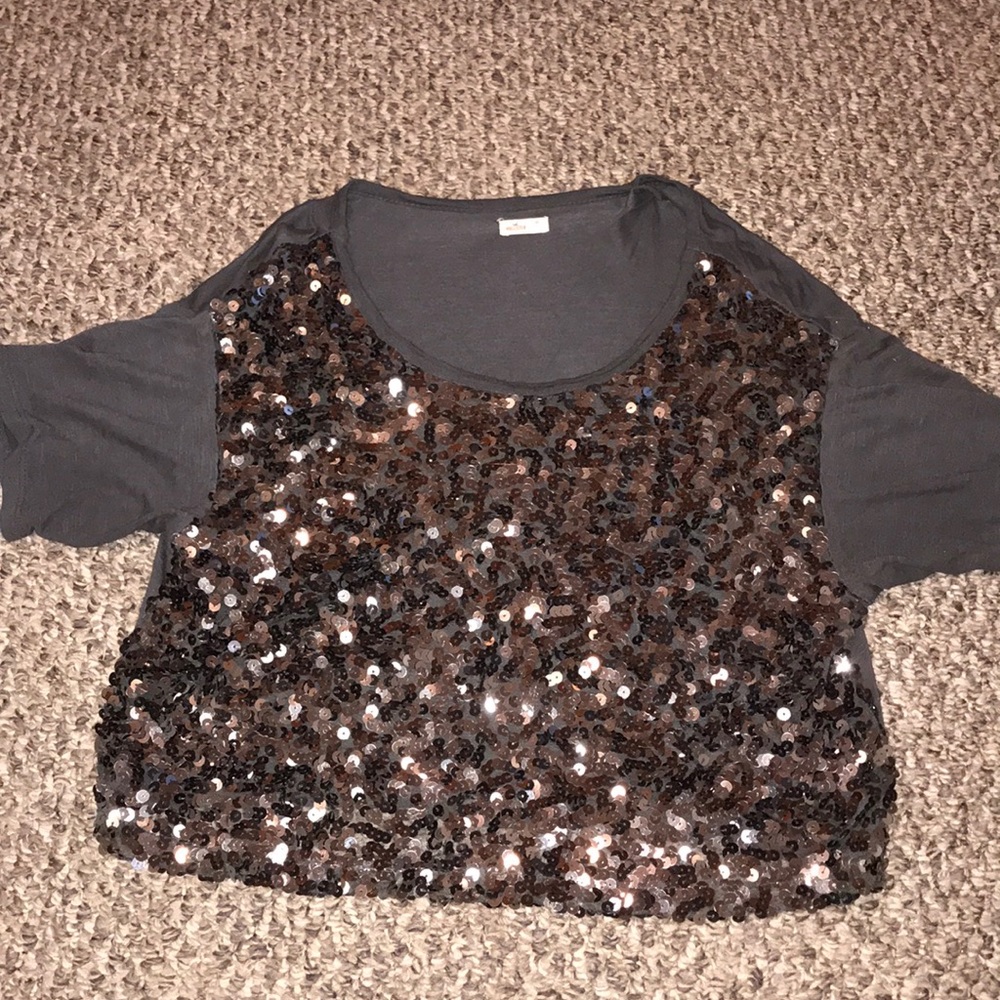 T shirt w sequins